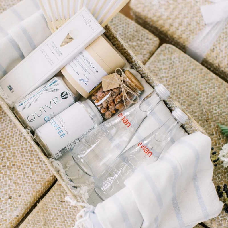 30 * 20CM Hamper Baskets for Gifts Empty - DIY Gift Basket Hamper Kit with  Ribbon Bows, Shredded Paper, Cellophane Wrap Bag for Hamper - Medium  Valentine's Day Wedding Gift Hamper Basket :
